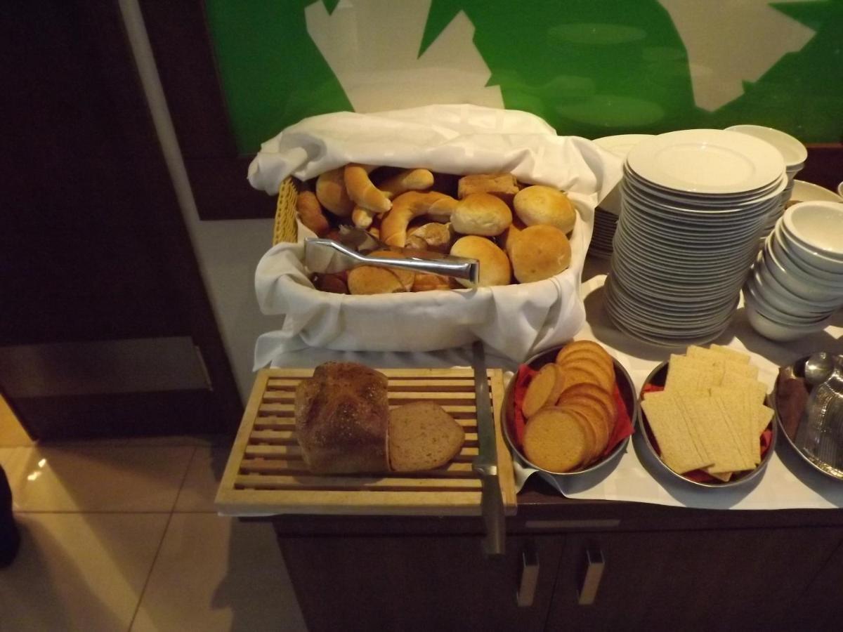 金客阁酒店 Hódmezővásárhely 外观 照片